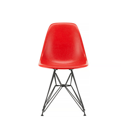 Classic Red, Eames Fiberglass DSR Side Chair by Vitra