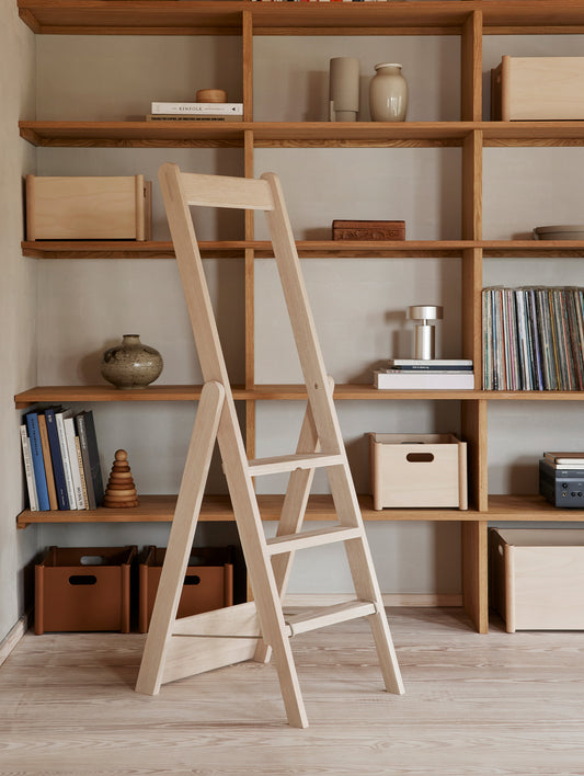 Step by Step Ladder by Form and Refine - White Oiled Oak