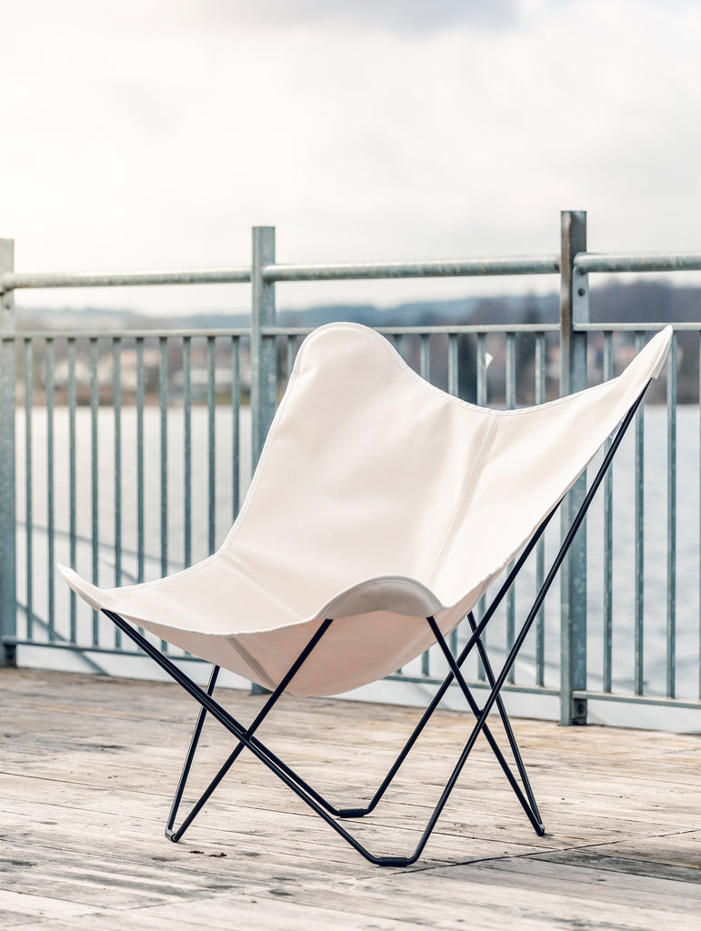 Sunshine Mariposa Butterfly Chair by Cuero - Zinc Coated Black Steel Frame / Natural Cover