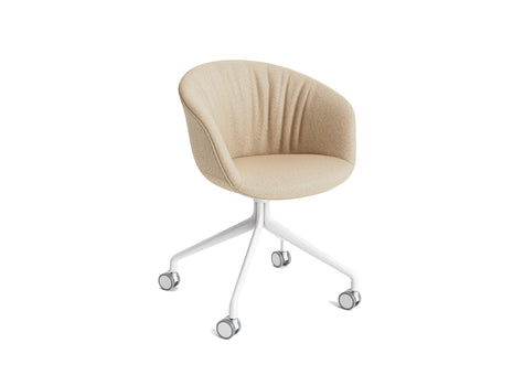 About A Chair AAC 25 Soft by HAY - Hallingdal 220  / White Powder Coated Aluminium
