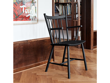 Black Painted Beech J42 chair by HAY