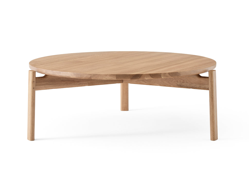Passage Lounge Table by Menu - D90 cm / natural oak