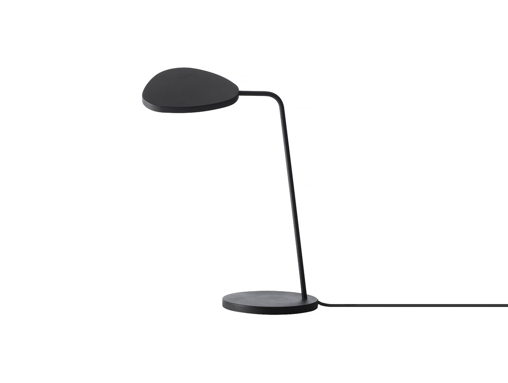 Black Leaf Table Lamp by Muuto