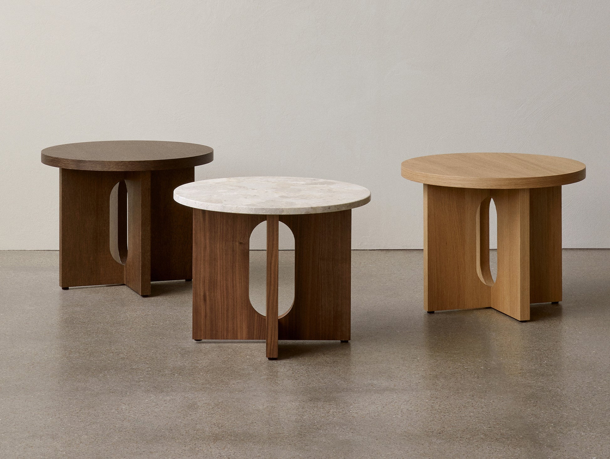 Androgyne Side Table, Ø50  by Menu