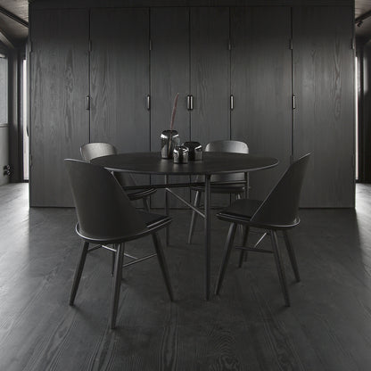 Snaregade Dining Table - Circle by Menu / D120 cm / Black Oak Veneer Tabletop / Black Steel Base