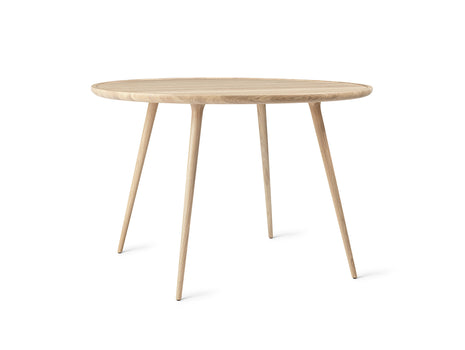 Accent Dining Table by Mater - D110 / Matt Lacquered Oak