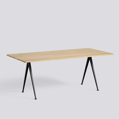 Pyramid Table 02