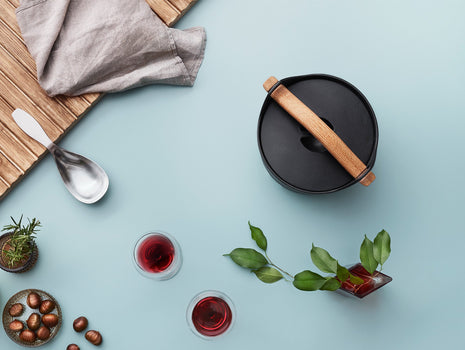 3L Sarpaneva Cast Iron Pot by Iittala
