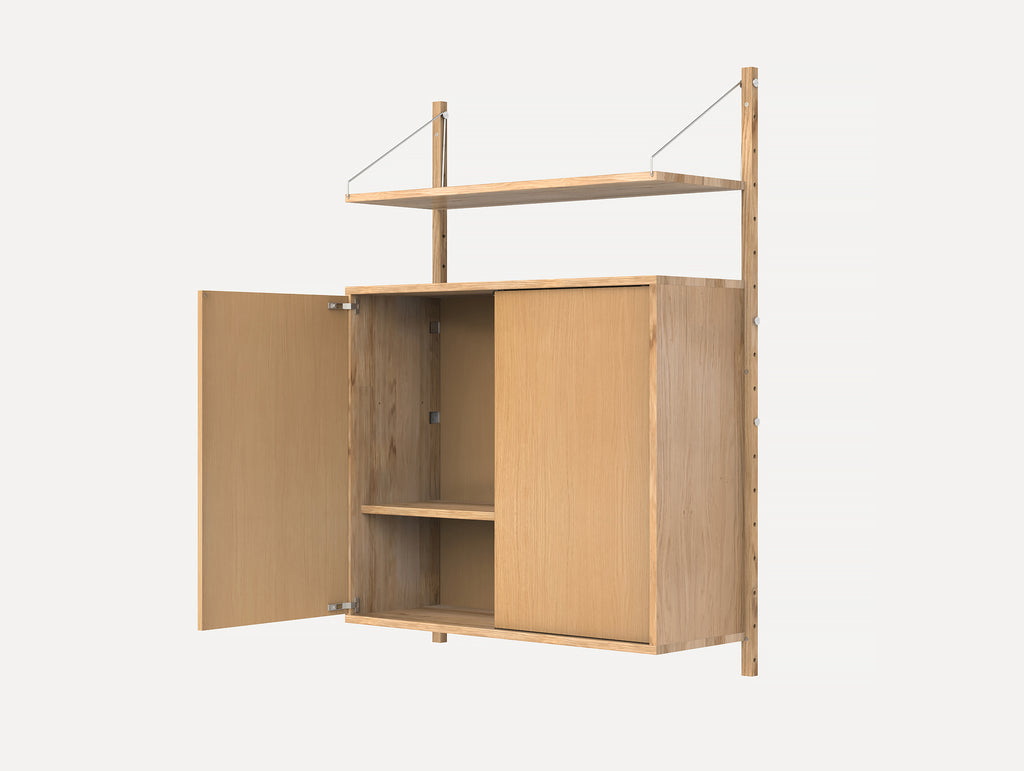 H1148 Cabinet Section (Medium) in Oiled Oak with Shelf