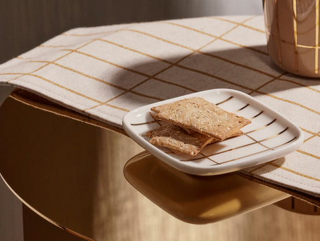 Tiiliskivi Small Square Plate by Marimekko