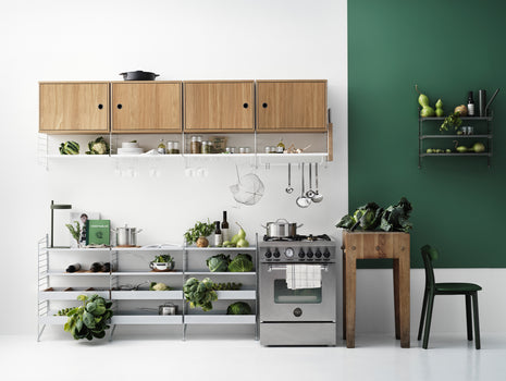 String Kitchen Combinations by String - Combination K / Oak with white panels