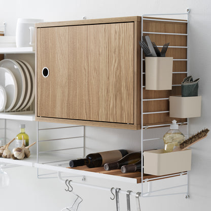 String Kitchen Combinations by String - Combination M / oak with white panels